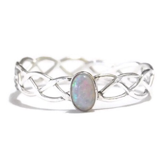 Moodtherapy Jewelry - (2-13) 925 Sterling Silver Celtic Woven Oval 6x4MM Genuine White Fire Opal Ring